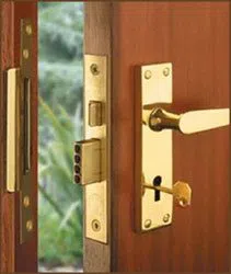 	Boston Master Locksmith Boston, MA 617-449-7508